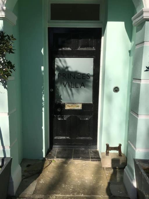 Apartment Princes - Large Fully Self Contained Flat, 5 Minutes From The Sea
