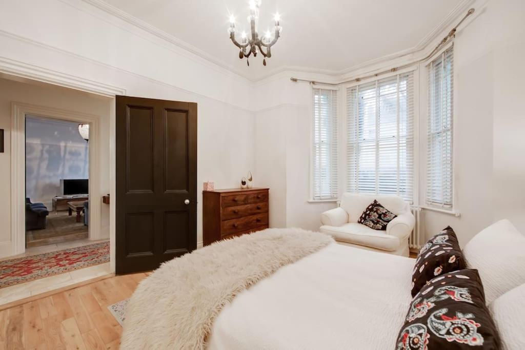Apartment Princes - Large Fully Self Contained Flat, 5 Minutes From The Sea Hastings