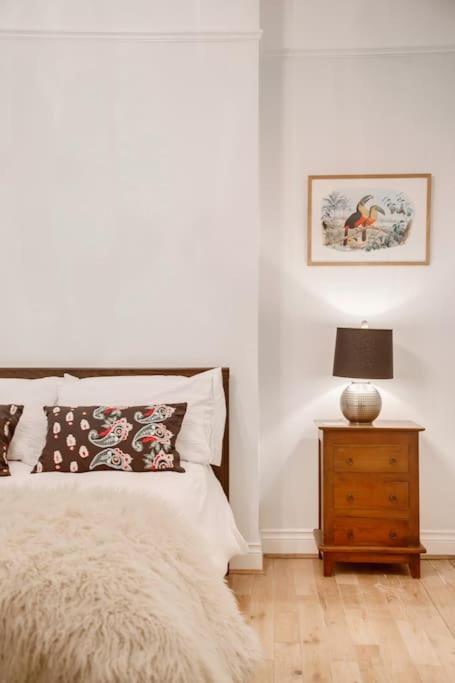 Апартаменты Princes - Large Fully Self Contained Flat, 5 Minutes From The Sea *